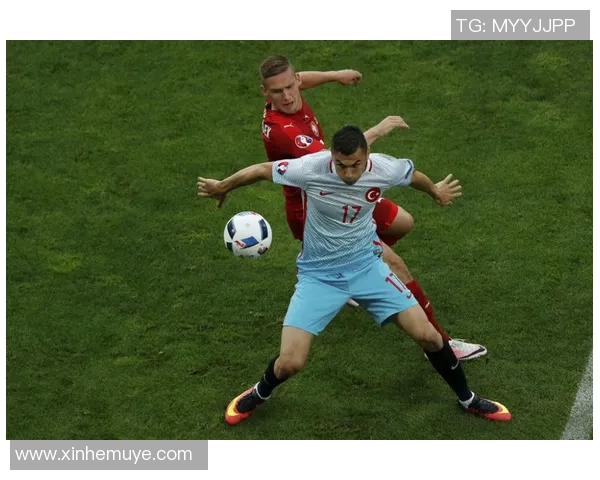 世界足球明星的人品与职业道德对球迷和年轻球员的影响分析