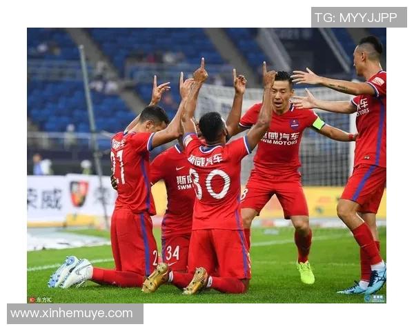 武汉足球队与重庆足球队的耐力较量赛后分析与总结 武汉足球队与重庆足球队的耐力较量赛后分析与总结